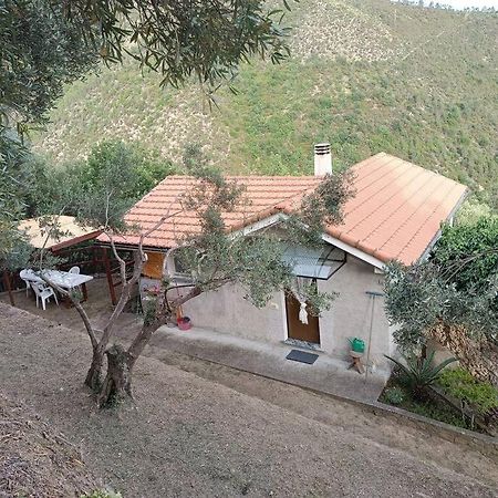 Villa La Tana Del Berue Varraze Exterior foto