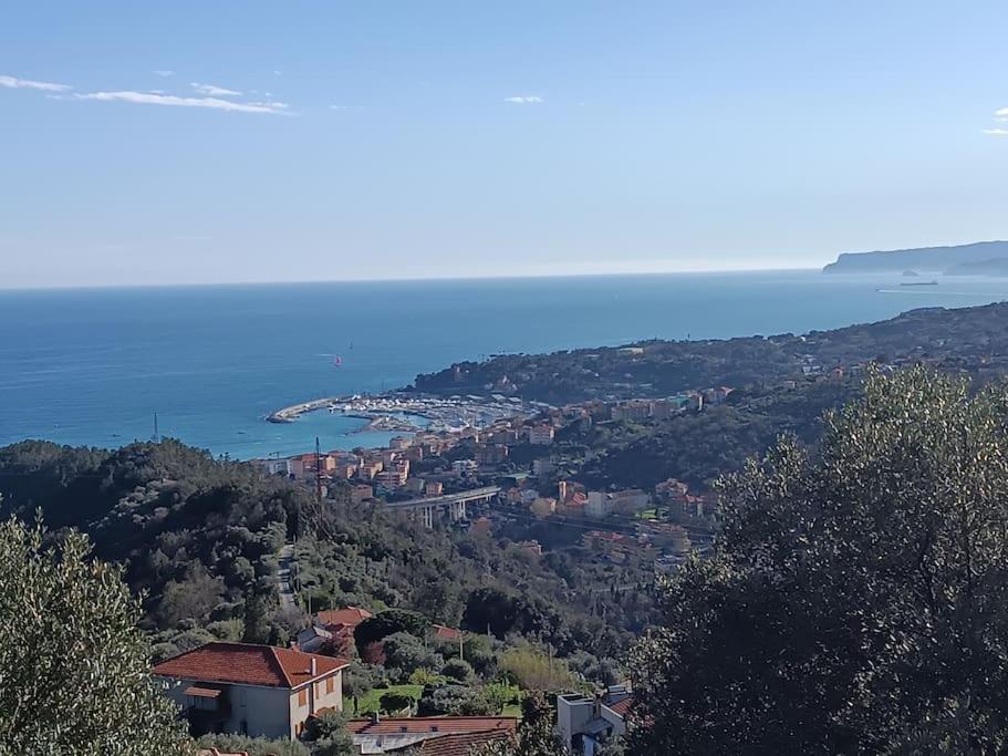 Villa La Tana Del Berue Varraze Exterior foto
